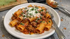 Weeknight Sausage Ragù with Rigatoni – rich, tomatoey and freezer-friendly